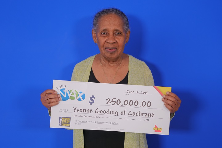 Cochrane woman wins lottery prize