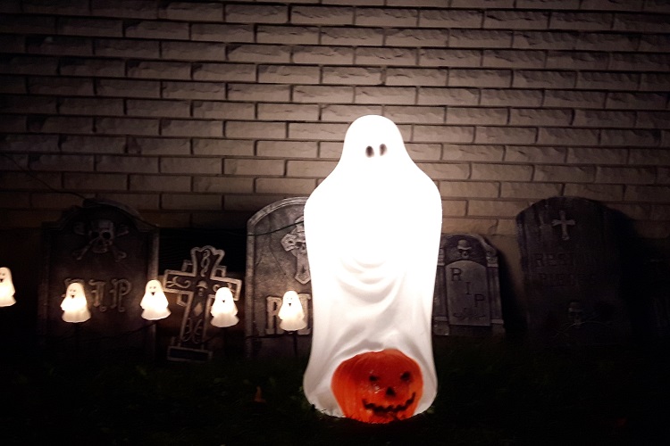 Dental association warns against ‘Halloween Candy Horrors’
