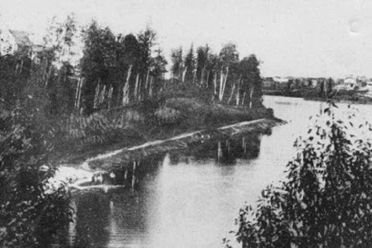 Cochrane history: Near tragedy on Lake Commando in 1911