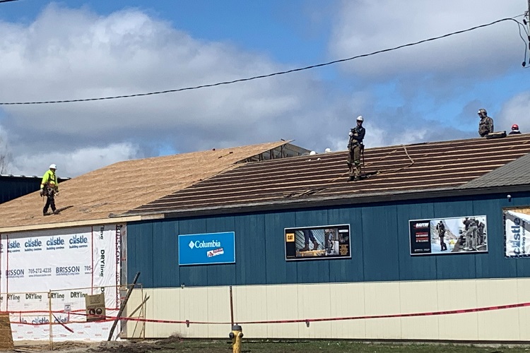 Curbside pick-up nothing new to Cochrane business clobbered by snow last year